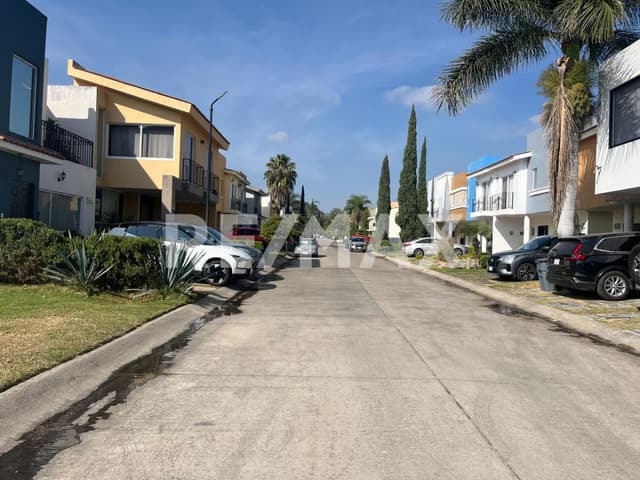 TERRENO EN VENTA LOS MANZANOS TLAJOMULCO DE ZUÑIGA JALISCO