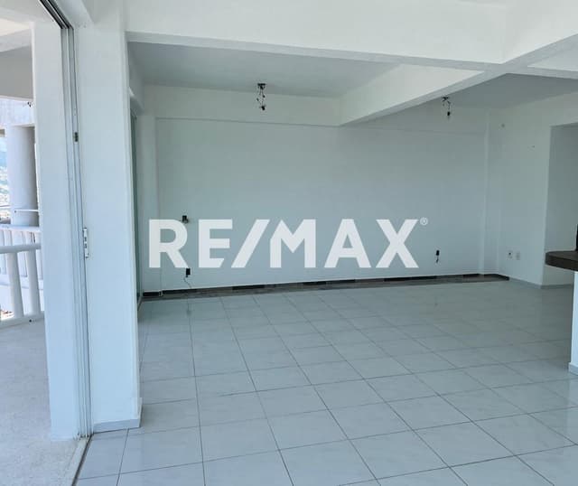 VENTA DE DEPARTAMENTO CON VISTA A LA QUEBRADA.