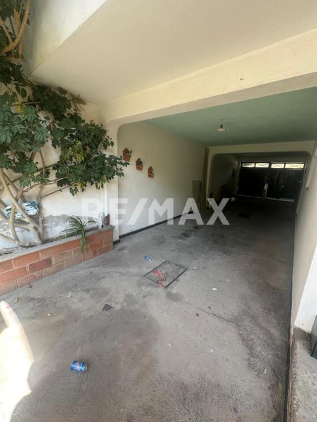 VENTA CASA A 5 MINUTOS CENTRO SAN JUAN DEL RIO QUERETARO