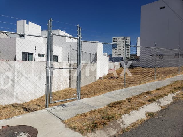 RENTA TERRENO COMERCIAL