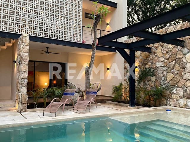 Propiedad en Venta a tan solo una cuadra de paseo Montejo.Mérida Yucatán.