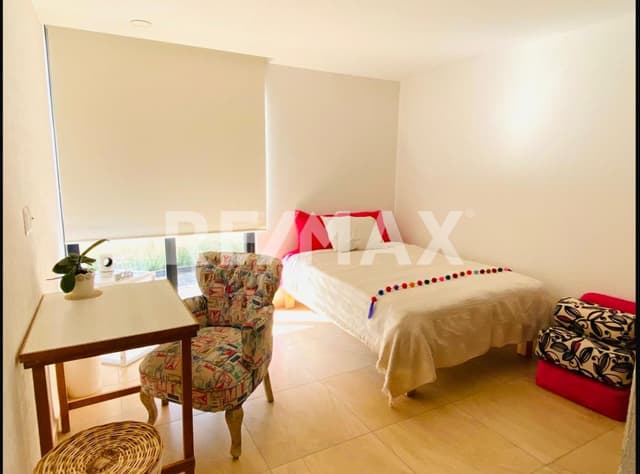 RCR CASA RENTA AMUEBLADA ZAKIA EL MOTIVO