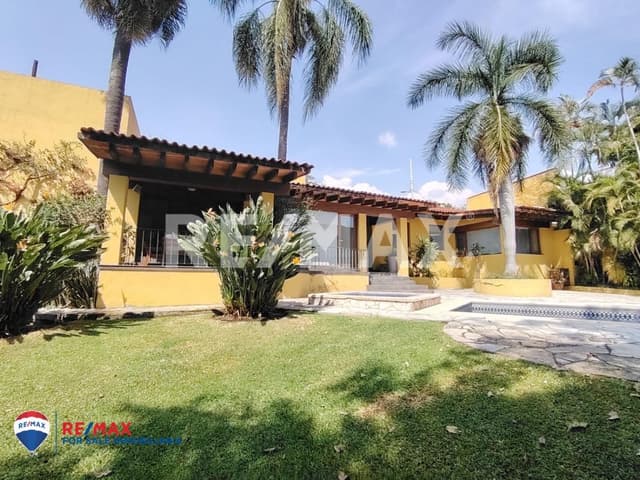 Venta de casa, Colonia Los Volcanes, Cuernavaca, Morelos…Clave 5471