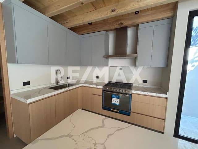 Casa en Venta en Valle de Bravo 634546