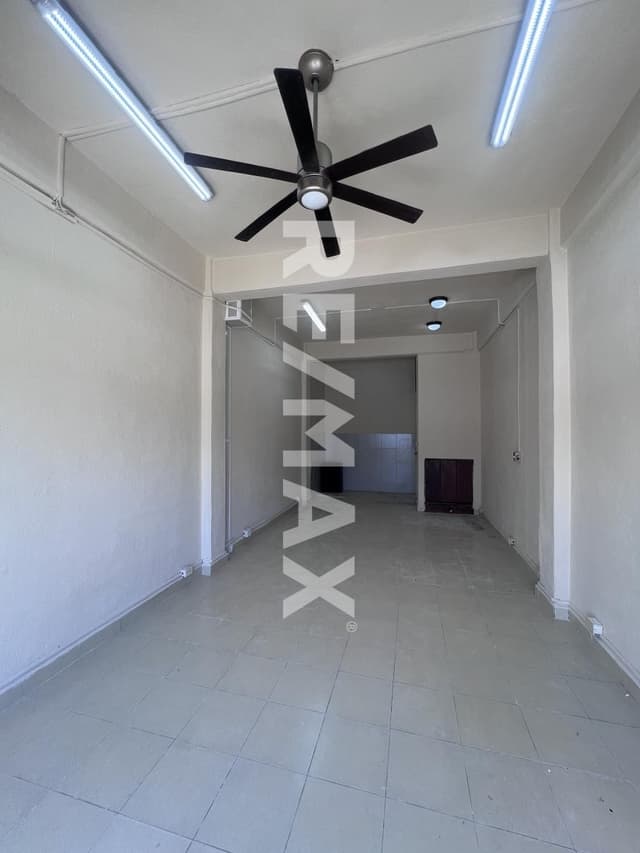 Local Comercial en Villas de Tulum: ¡Perfecto para tu Negocio! - En renta Local - For rent comercial