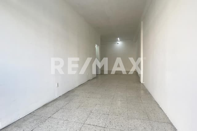Local - Comercial en Venta - 5