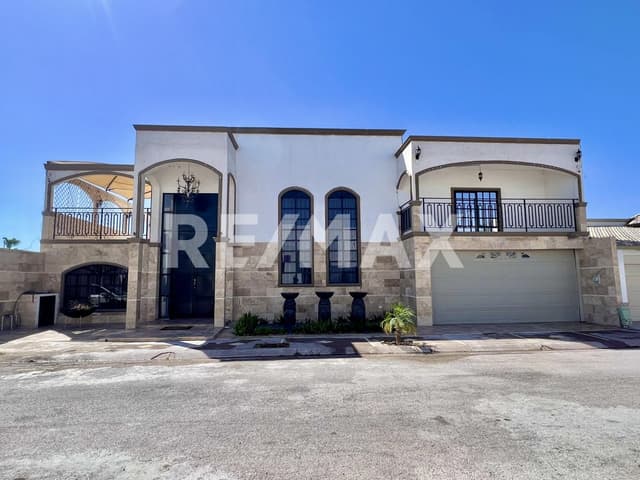 CASA EN VENTA EN HACIENDA DEL ROSARIO