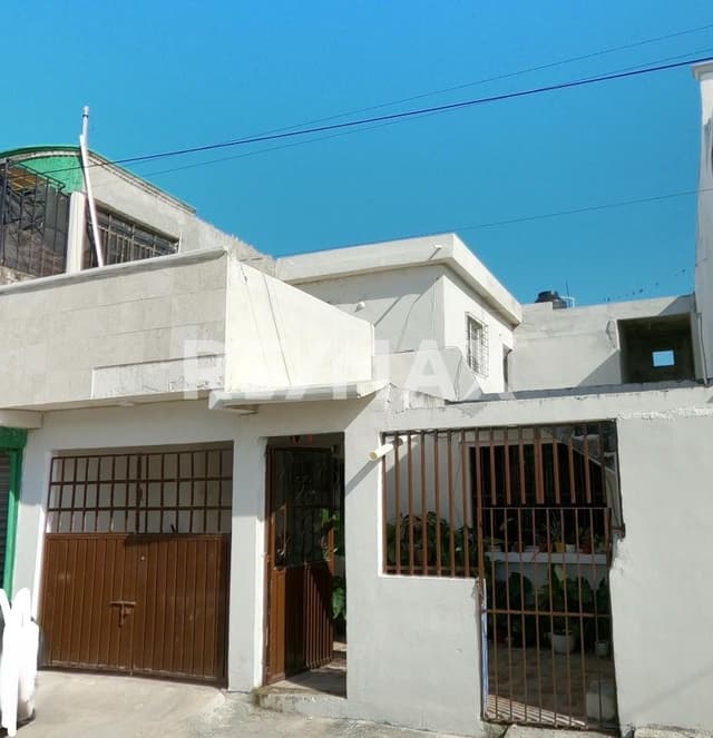 Tu Hogar Multifuncional: Espacio, Comodidad e Ingresos Extras en el Corazon de la Ciudad!!!