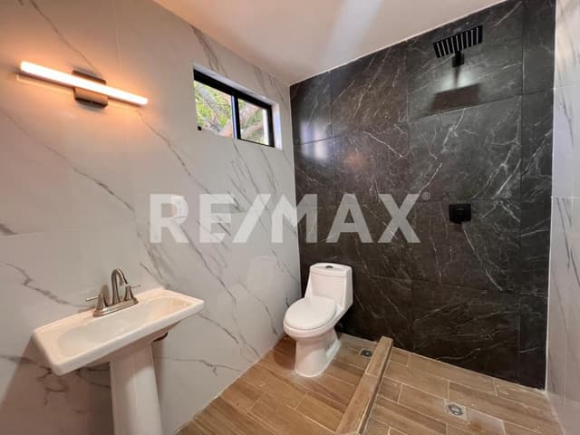 Casa en venta Col. Flores