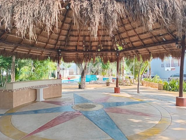 CASA EN VENTA EN FRACCIONAMIENTO LOS OLIVIOS RESIDENCIAL, PLAYA DEL CARMEN