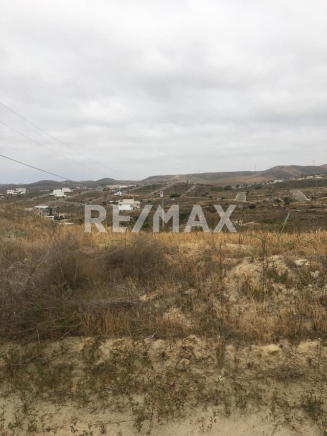 Terreno en Venta con Vista Parcial al mar