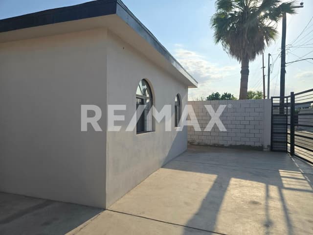 Se vende Casa de 1 planta en Colonia Alamitos (Estatutos Jurìdicos)