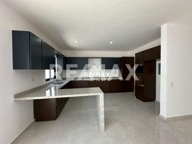 CASA EN VENTA EN SONTERRA I