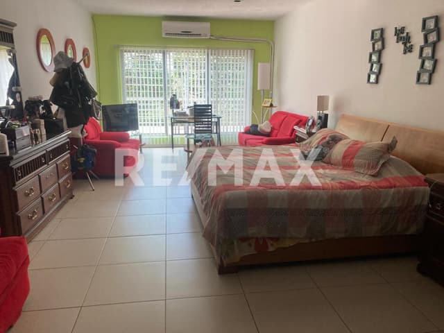 CASA EN VENTA Y/O RENTA UBICADA EN VILLA PARILLA