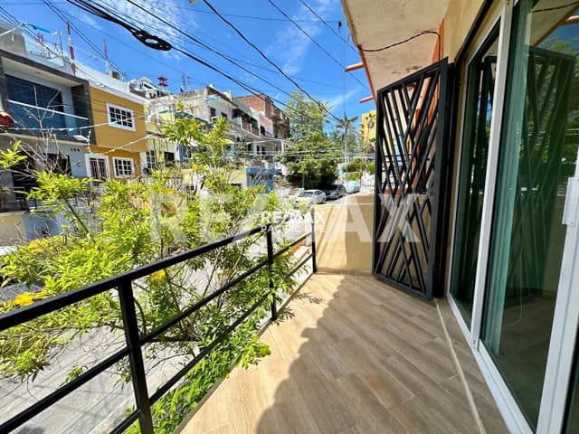 CASA EN VENTA EN CENTRO