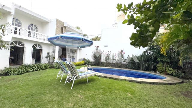 Venta de casa en Lomas Tetela, Cuernavaca, Morelos...Clave 5710