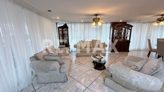 Casa en Venta, Petrolera