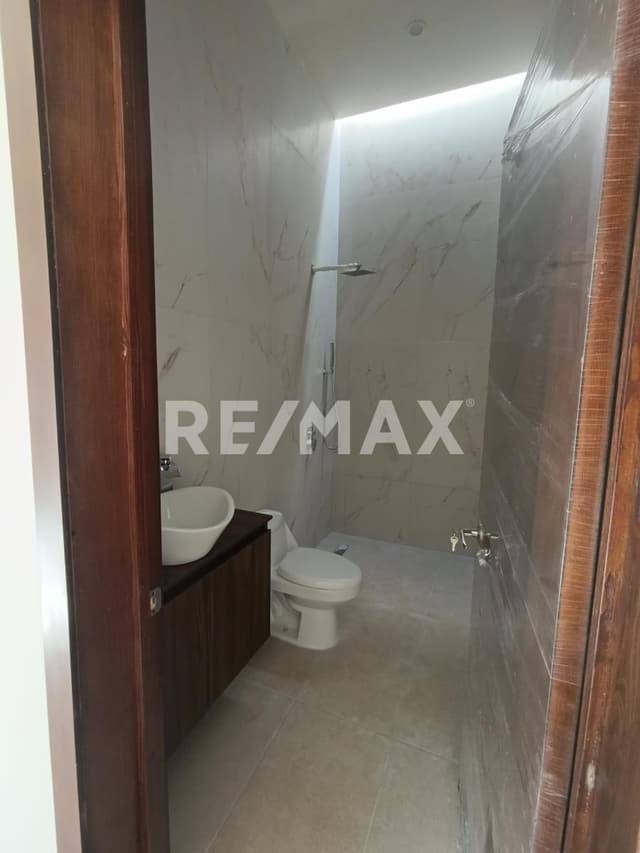 Casa nueva en venta, una sola plana en privada Ciudad Satélite