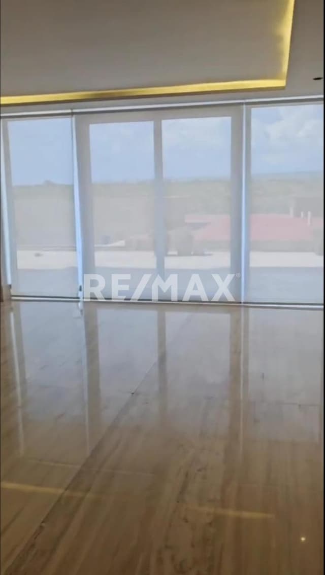 RENTA DEPARTAMENTO PLANTA BAJA LA RESERVA EL CAMPANARIO QUERETARO