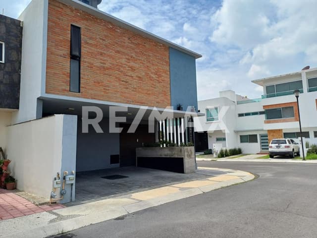 Casa VENTA Juriquilla Santa Fe