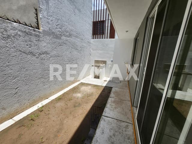 Casa en venta zona sur 4 recamaras fracc Benito Juarez