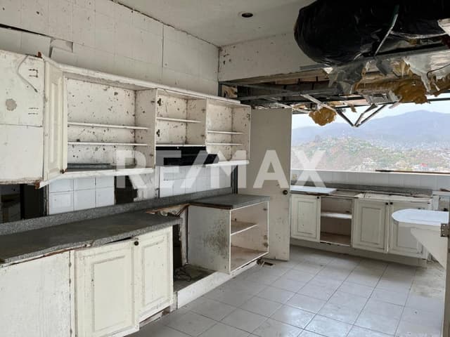 Departamento en venta en Las Playas, Acapulco – Excelente ubicación, amplios espacios y vista privilegiada a la bahía