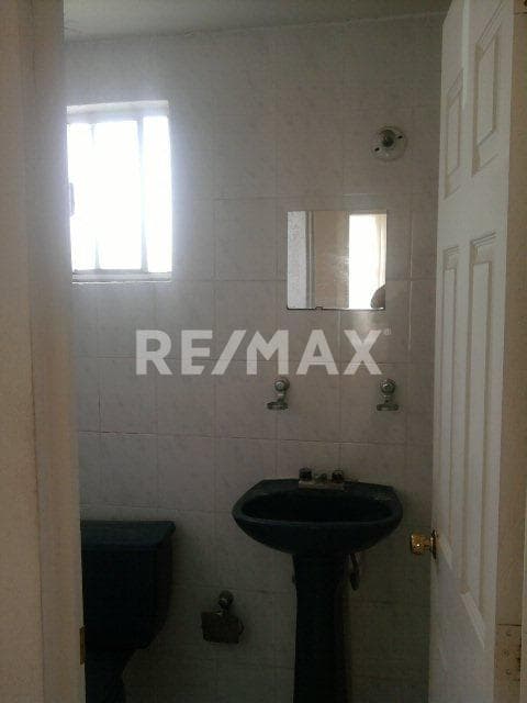 CASA EN VENTA EN CONDOMINIO CUMBRES DEL LAGO CORREGIDORA