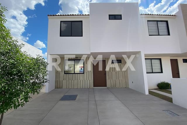Casa en Venta en Ciudad Maderas Residencial