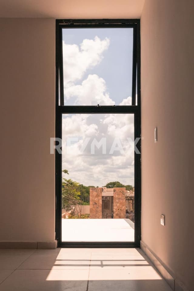 Residencia Moderna en Conkal con Alberca y Entrega Garantizada