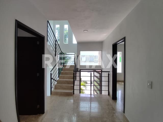 Venta de Casa con Jardines de Tlayacapan con Alberca