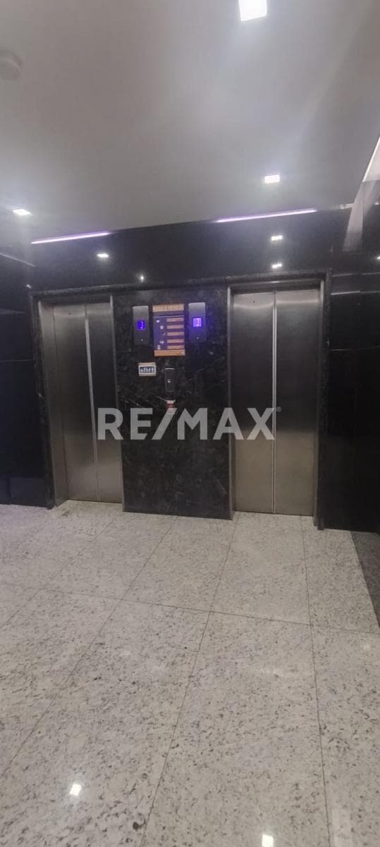 CONSULTORIO EN RENTA EN CHIMALISTAC