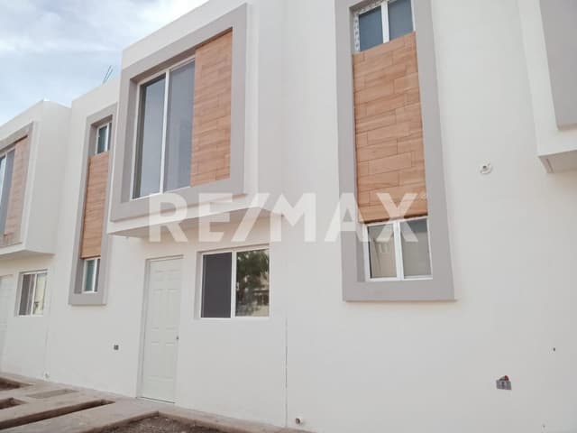 Casa en Venta Paseo del Gobernador, Paso Real