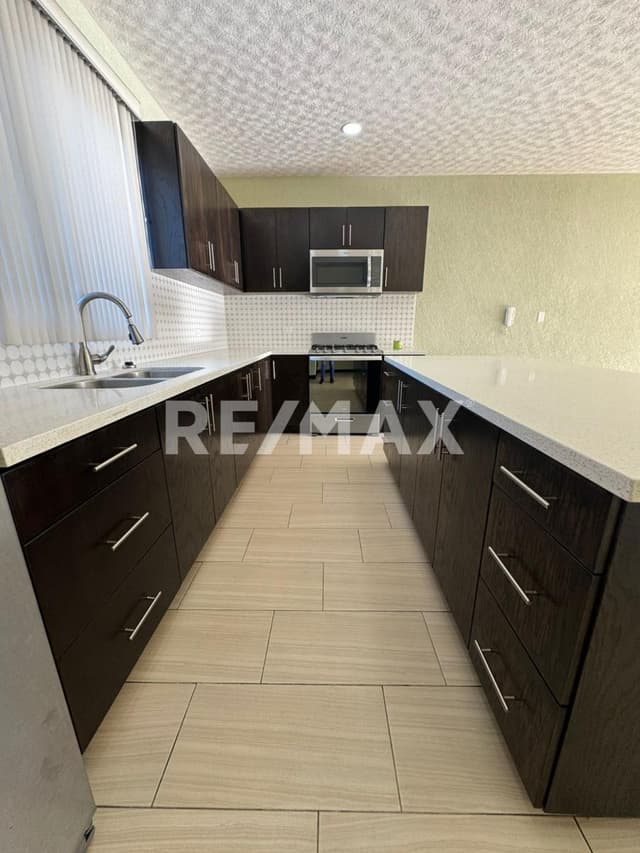 CASA EN VENTA EN LA INDEPENDENCIA, TIJUANA B.C.