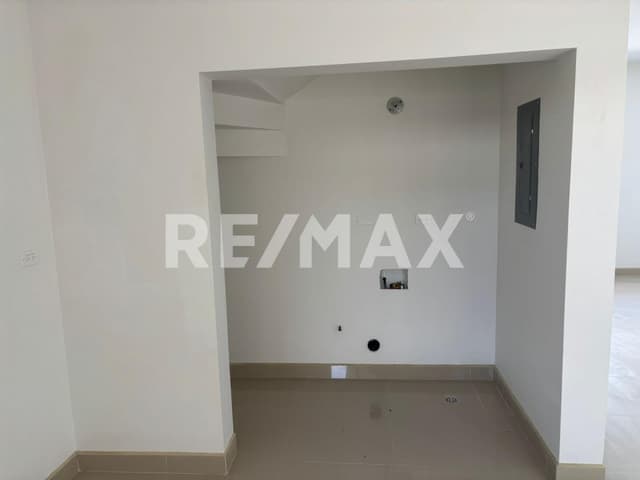 Colonia Primero de Diciembre - Venta de casa