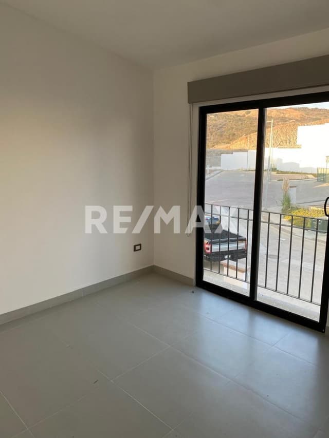 Fraccionamiento Viñedos del Mar - Casa en Venta