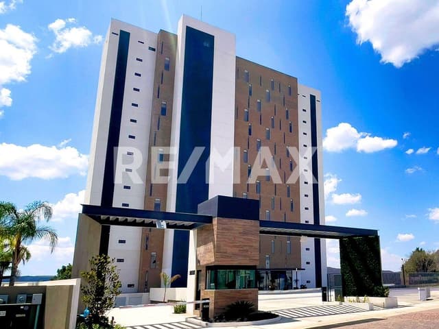 DEPARTAMENTO EN RENTA EN CAÑADAS DEL LAGO