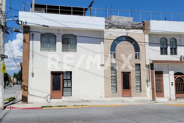 Local - Comercial en Venta - 5