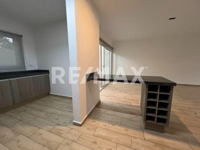 CASA EN RENTA EN ZIBATÁ EL MARQUES