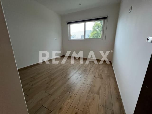 CASA EN RENTA EN CONDOMINIO ZIBATÁ EL MARQUES