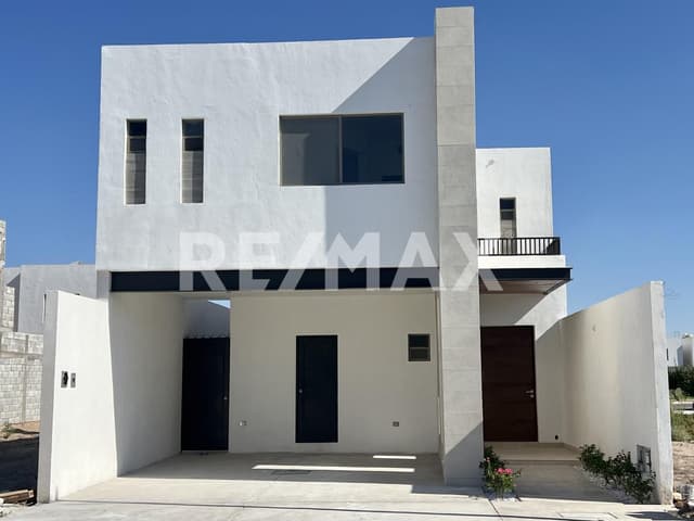 CASA EN VENTA EN PRIVADAS DE SANTA FE