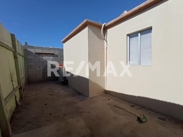 CASA EN VENTA EN RESIDENCIAL BARCELONA EN MEXICALI BC