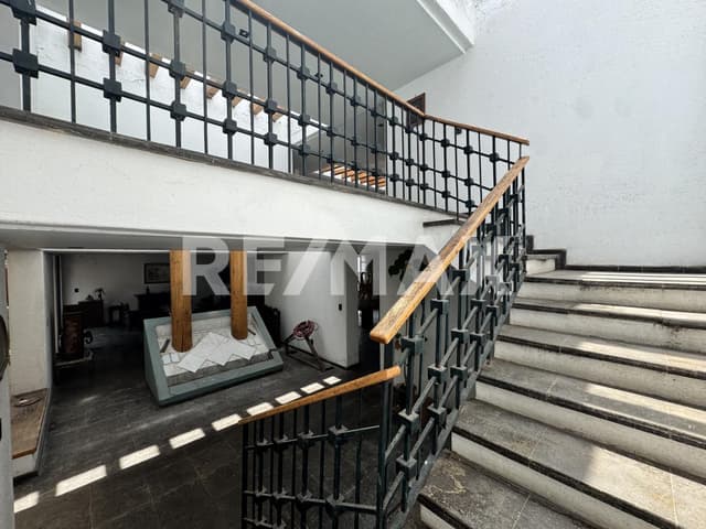 Venta de Casa para REMODELAR en San Jerónimo Lídice.