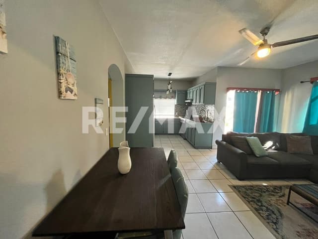 Casa en Renta en comunidad cerrada