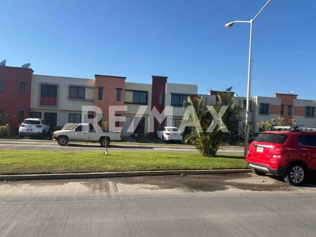 CASA EN VENTA AMARANTO RESIDENCIAL