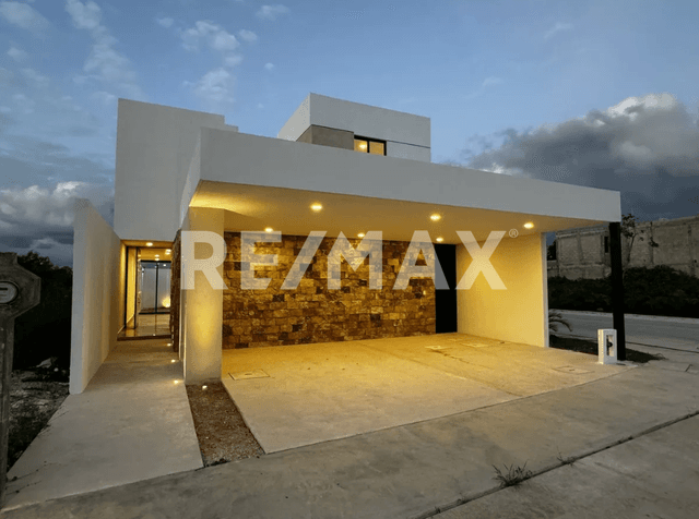 Casa en Venta en Privada Residencial – Conkal, Yucatán