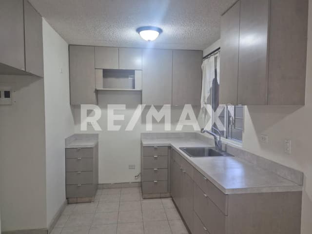 RENTA DE CASA EN FRACCIONAMIENTO LA ESCONDIDA- TIJUANA