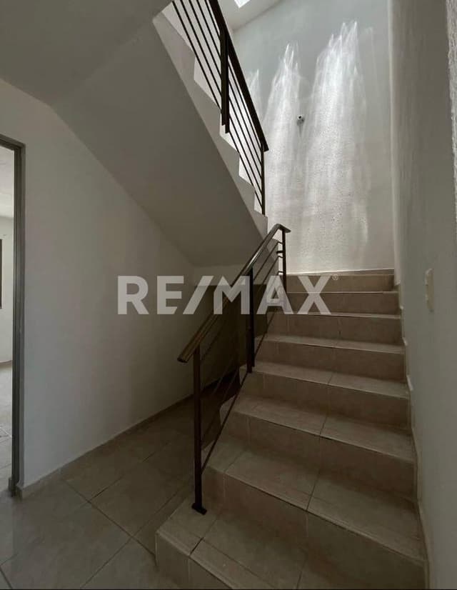 Casa en renta en Fracc los Héroes Mérida en esquina