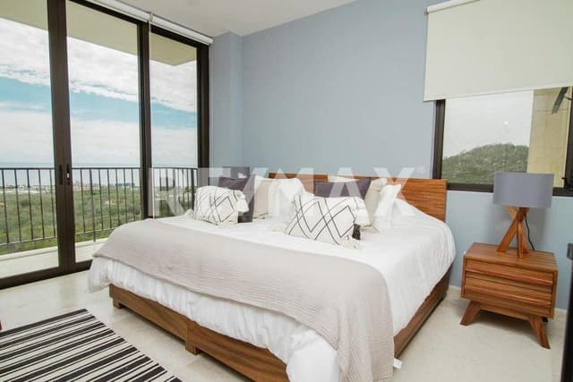 THE 360 VIEW PENT HOUSE G 401, CAMINO SOLARIA