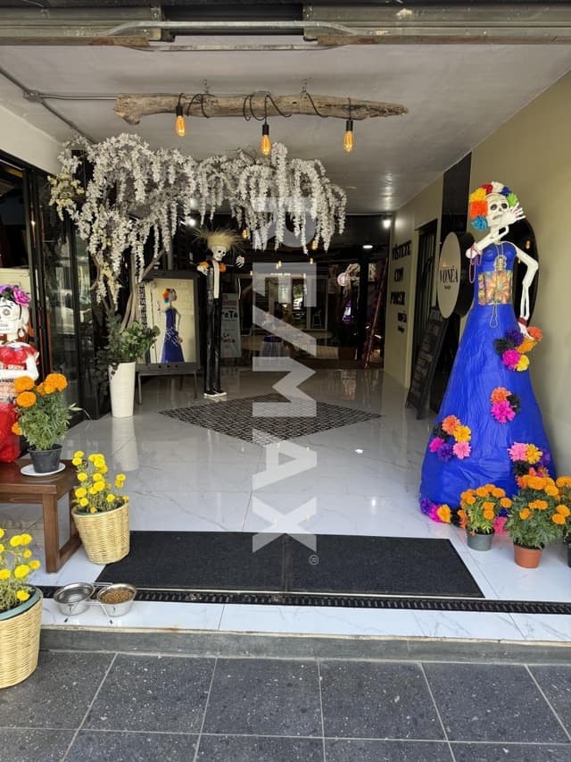 LOCAL EN RENTA - REFORMA HALL - OAXACA