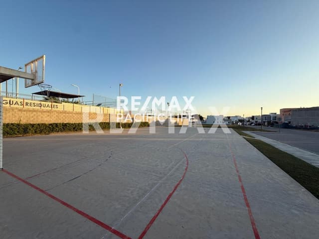 TERRENO EN VENTA EN PARAISO MARINA